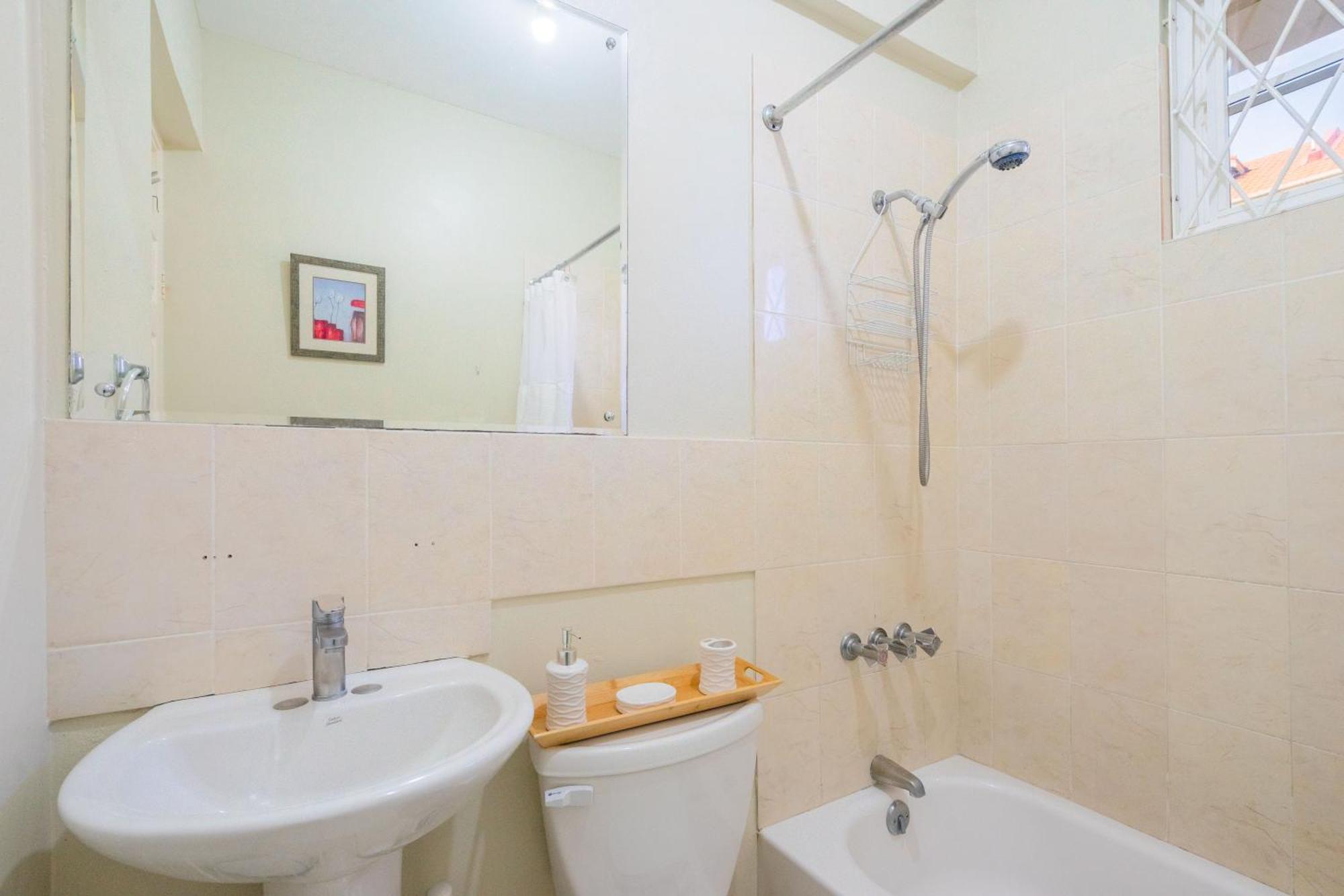 Musgrave Annex- Comfy 1 Bedroom Apartment On The Ground Floor Kingston Exterior foto